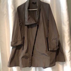 Beautiful jacket with black zippers